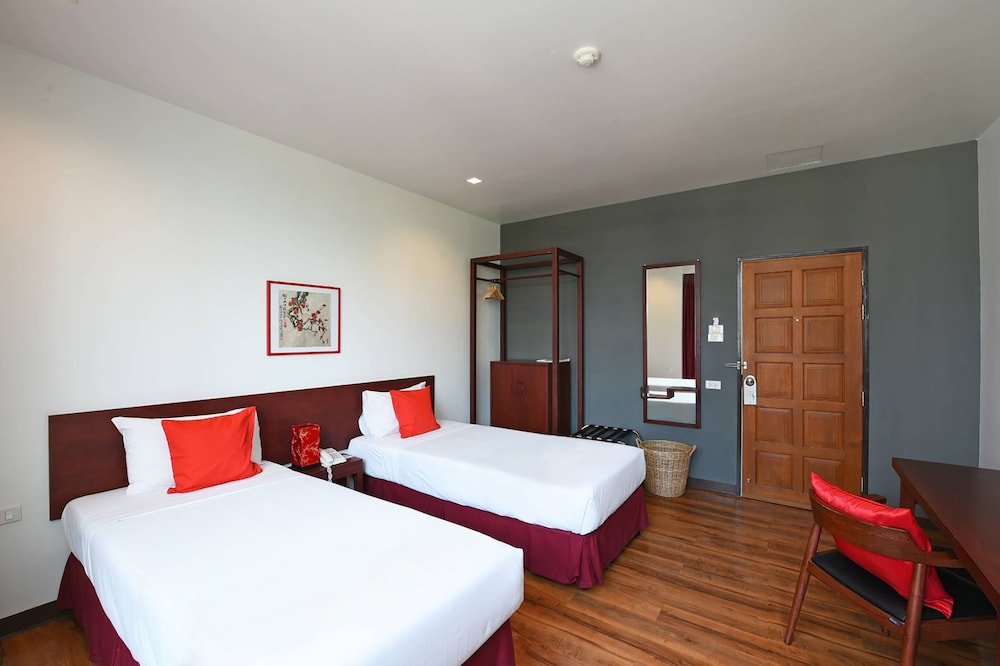 Ruamchitt Plaza Hotel