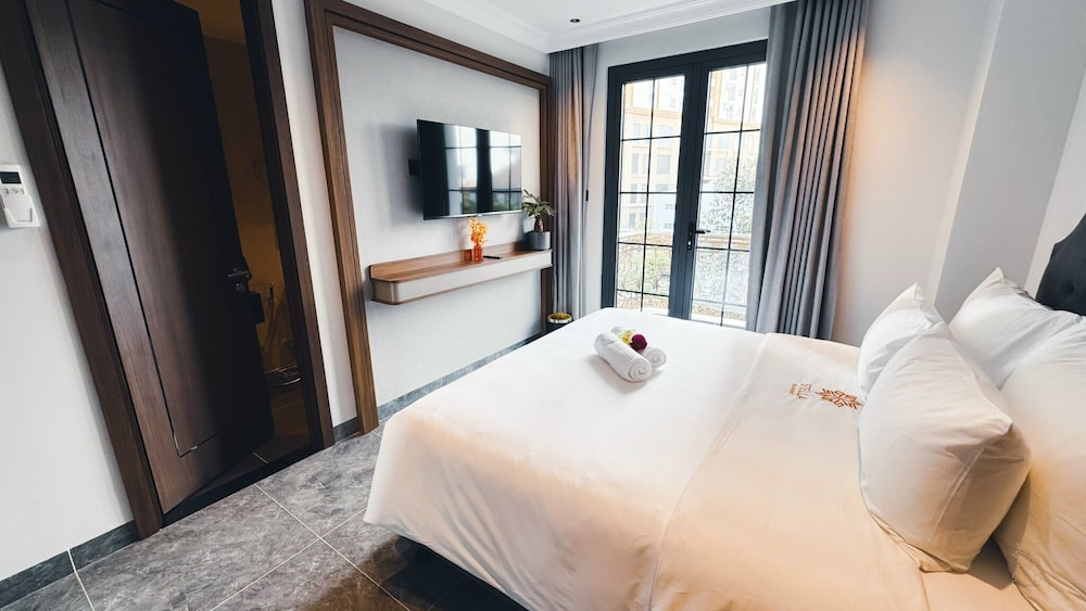 STELLA Hotel & Apartment