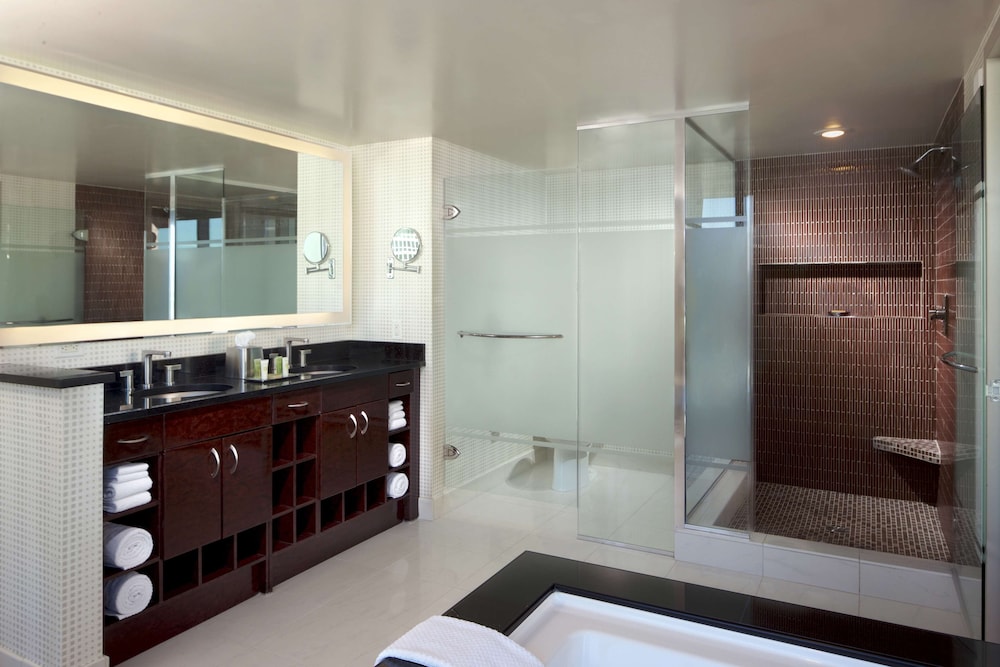Hilton Grand Vacations Club Elara Center Strip Las Vegas