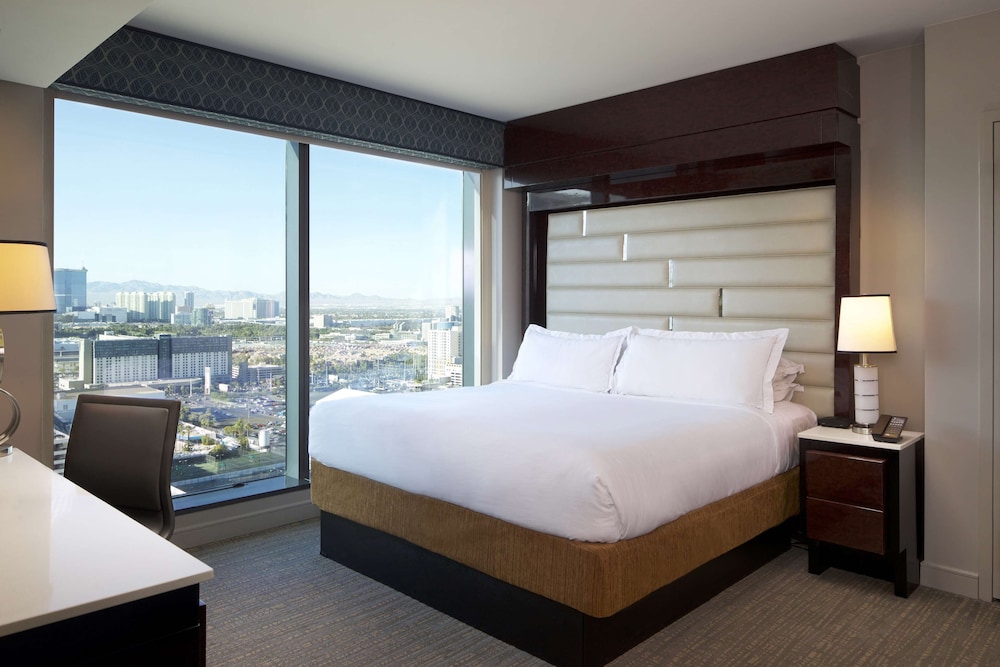 Hilton Grand Vacations Club Elara Center Strip Las Vegas