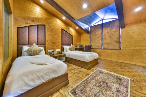 Hotel Rizk Inn - Best Hotel Near Airport in Srinagar