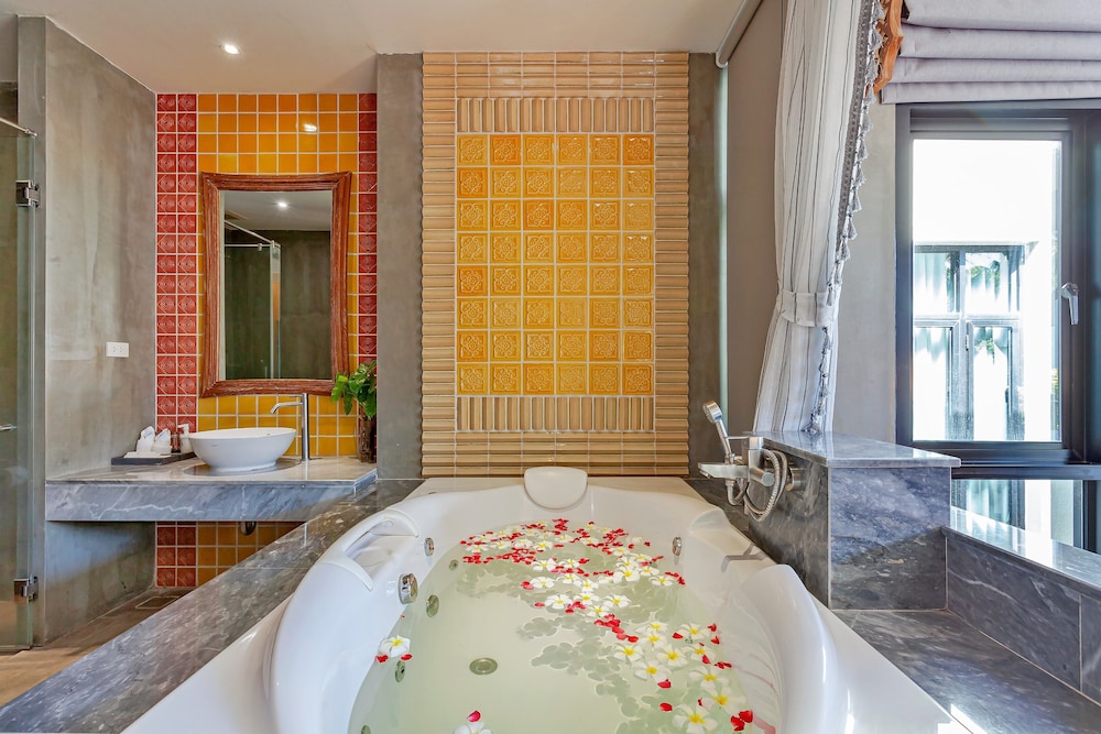 The Tarna Resort, Koh Tao