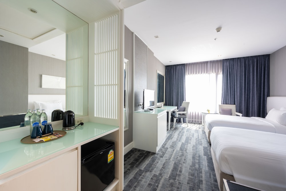 Grand Richmond Stylish Convention Hotel