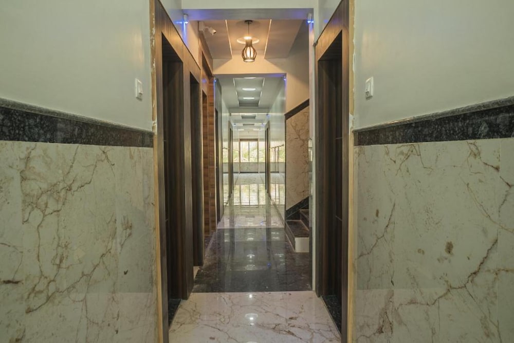 Hotel Sai SK Palace