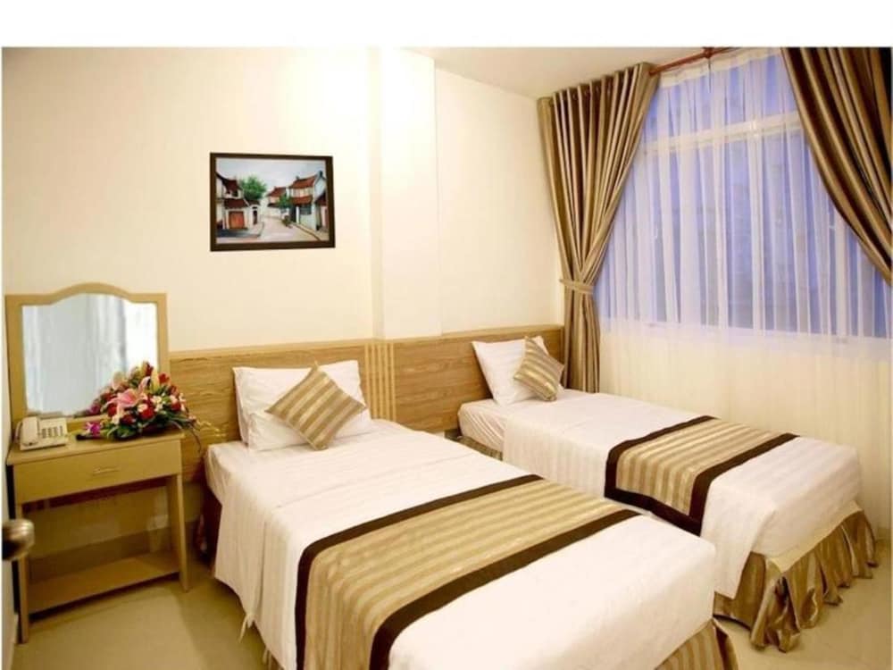 Sunny Hotel Ho Chi Minh