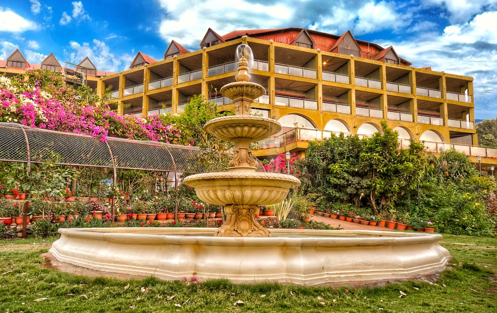 Ravine hotel