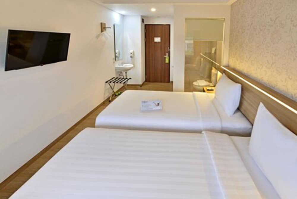 Whiz Prime Hotel Basuki Rahmat Malang