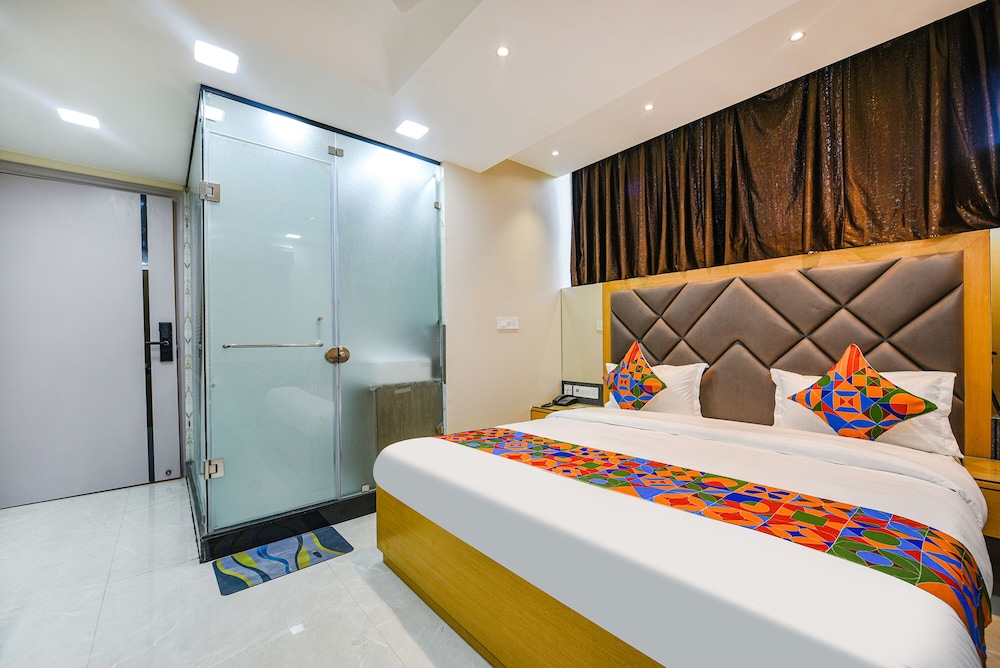  FabHotel Grand Palazzo