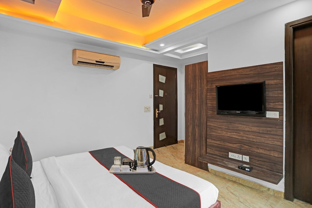 Hotel Royal Mirage - Pitampura