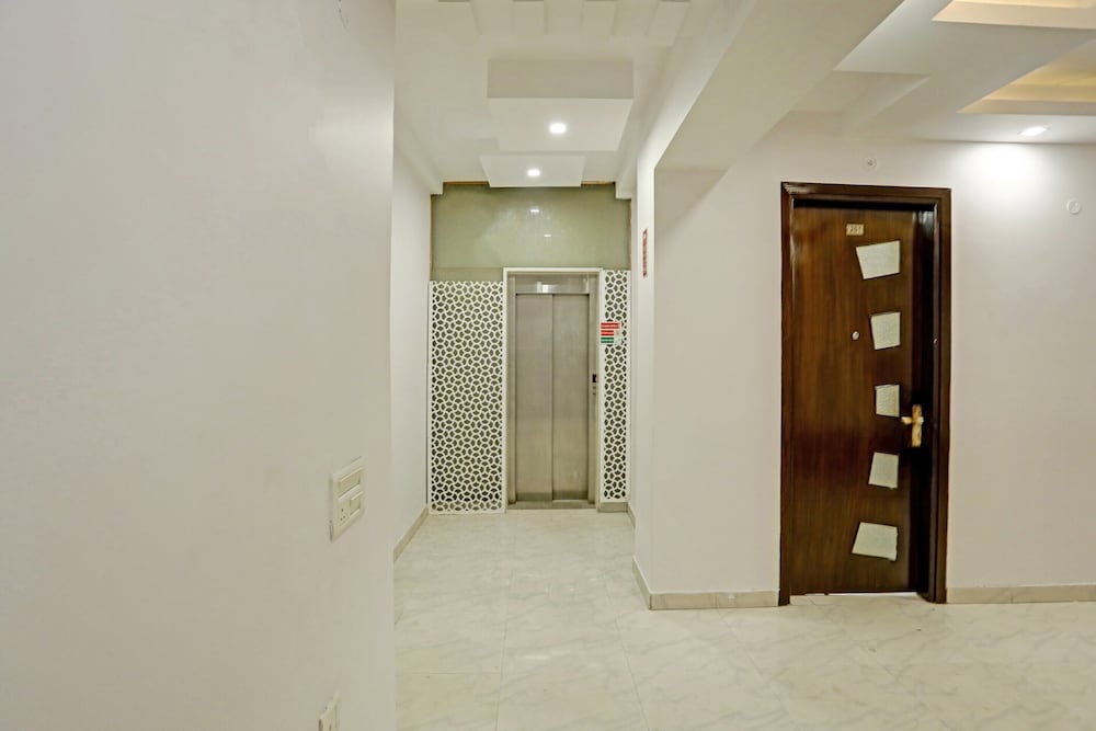 Hotel Royal Mirage - Pitampura
