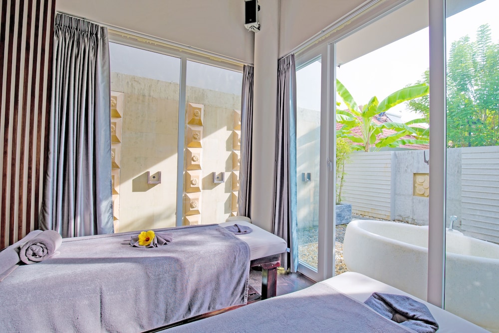 Mercury Phu Quoc Resort & Villas