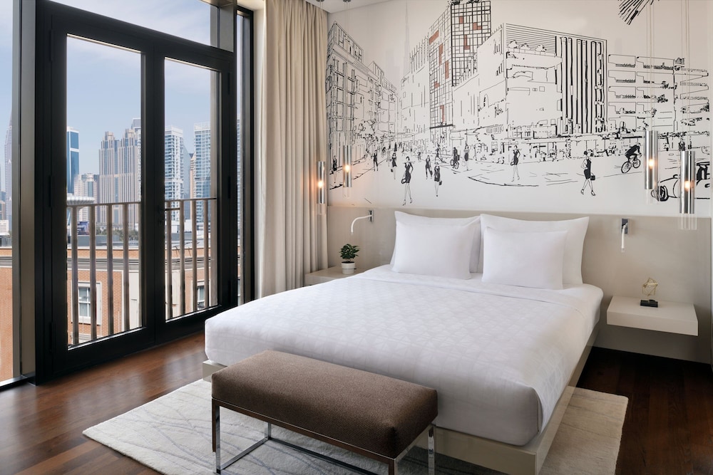La Ville Hotel & Suites CITY WALK, Dubai, Autograph Collection
