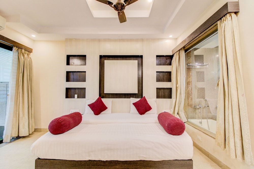 Royal Garden Retreat