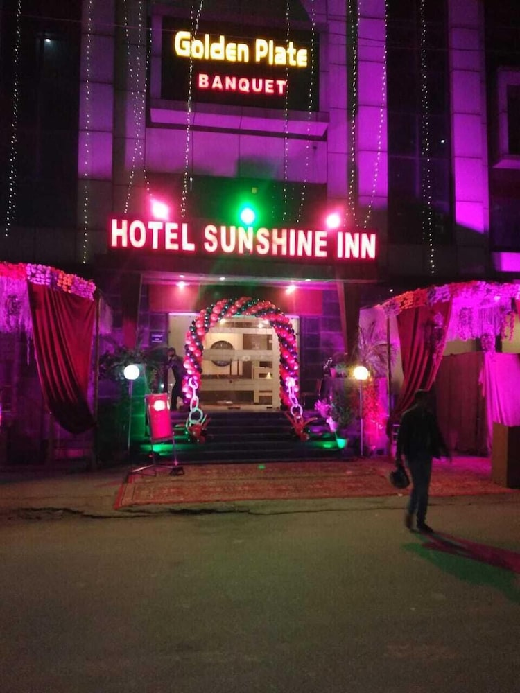 Hotel SunShine Inn