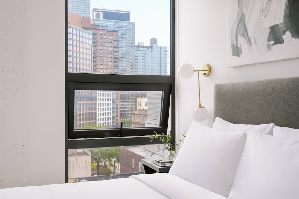 Sonder by Marriott Bonvoy Court Square Apartments Long Island City