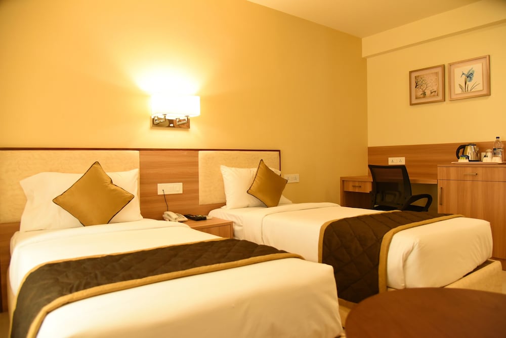 Hotel RK Gardenia