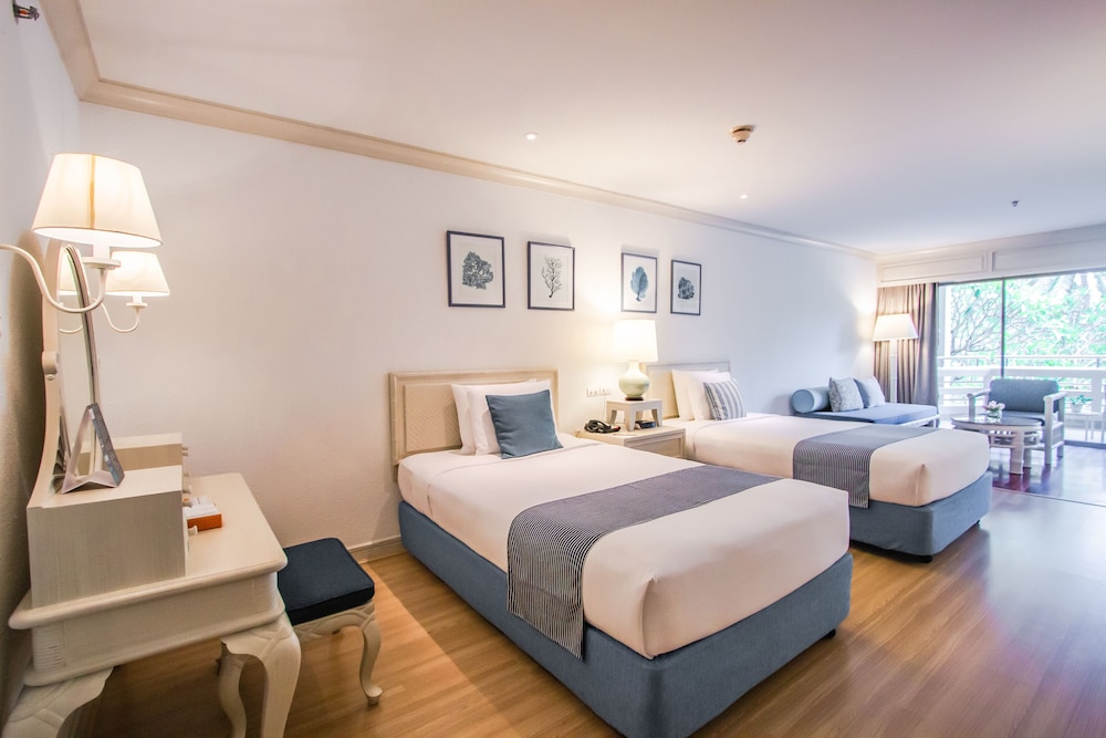 The Regent Cha-Am Beach Resort