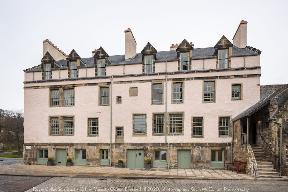 Cheval Abbey Strand Apartments at Holyrood