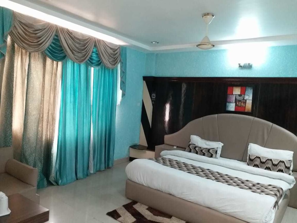 Hotel Jagdambay