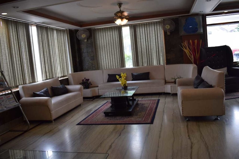 Hotel Jagdambay