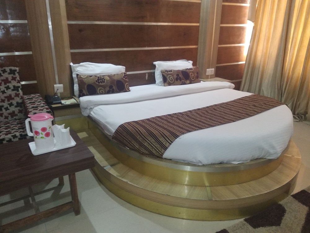 Hotel Jagdambay