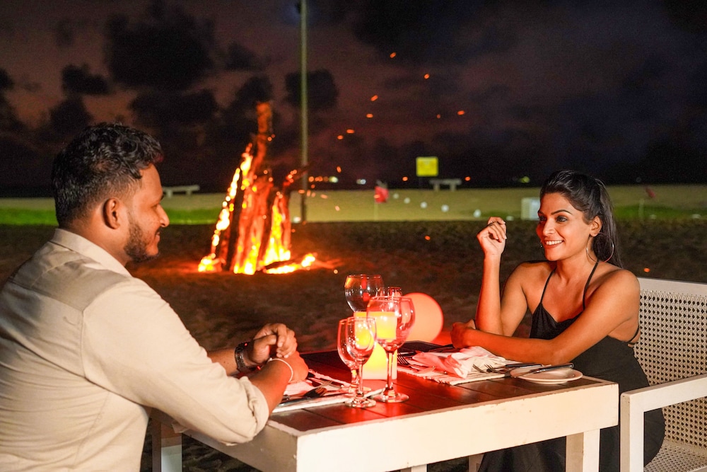 Pegasus Reef - A Beach Resort in Colombo