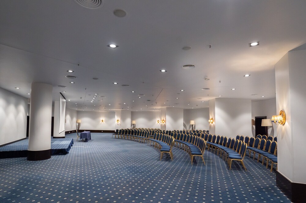 Holiday Inn Porto Gaia by IHG