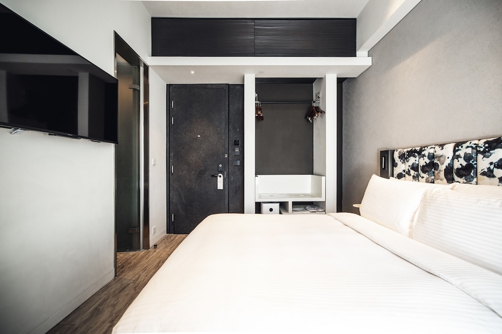 Page148, Page Hotel