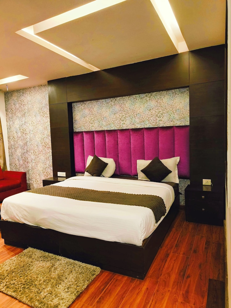 Hotel Billions Airport