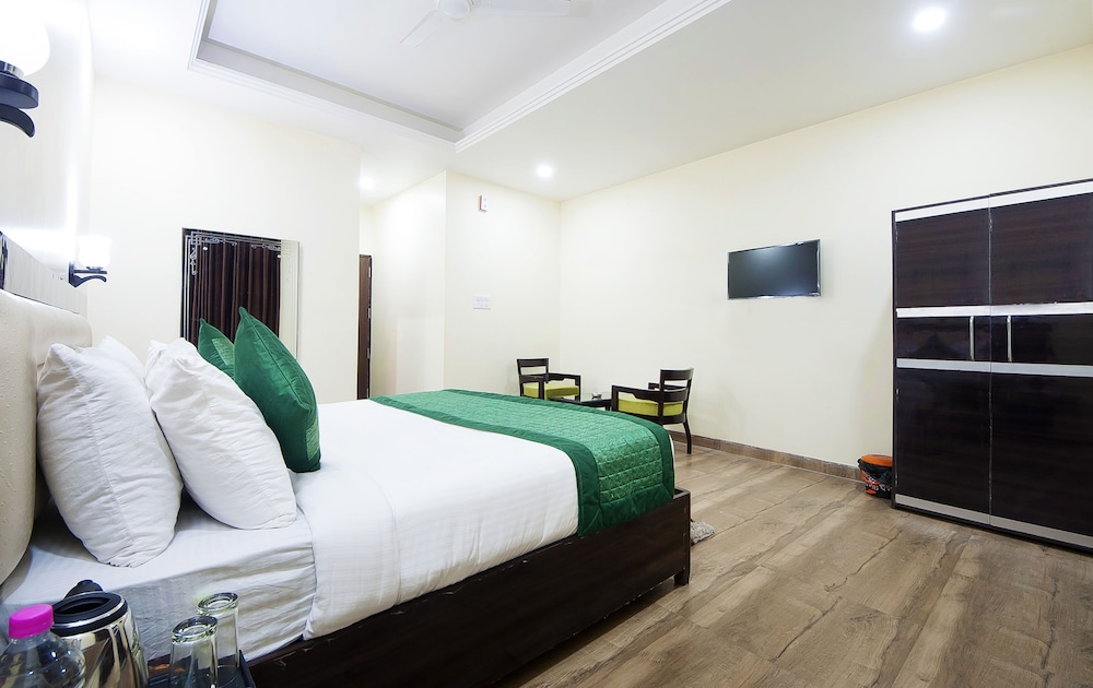 Hotel Aerodrome Palace