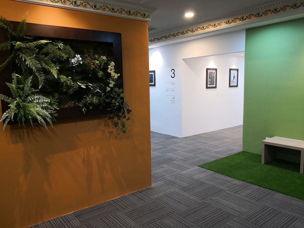 H Boutique Hotel Xplorer Loke Yew