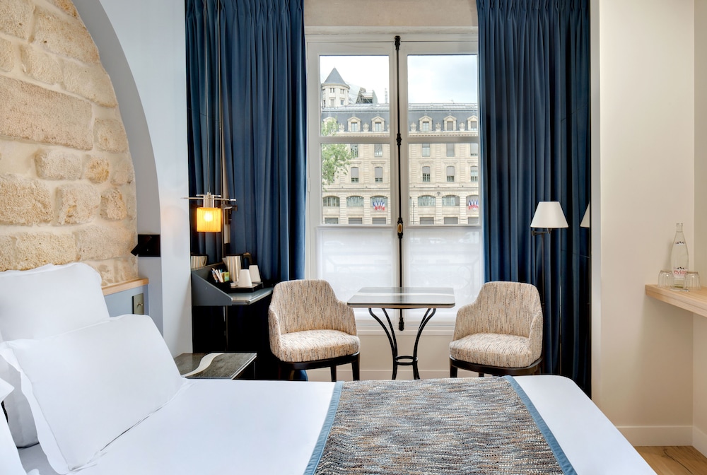 Hotel Les Rives De Notre Dame