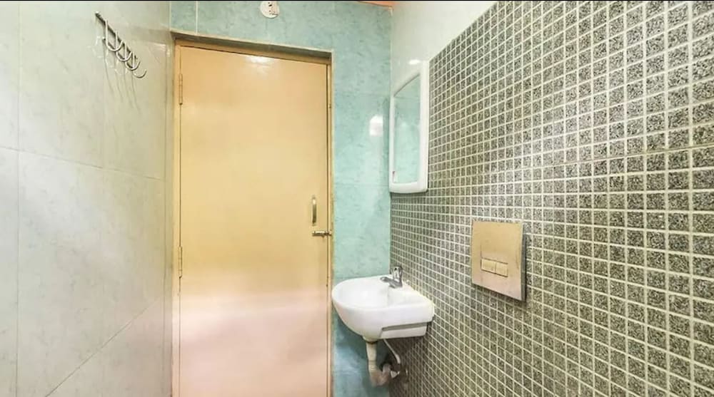 SHREE LAKSHMI GUEST HOUSE