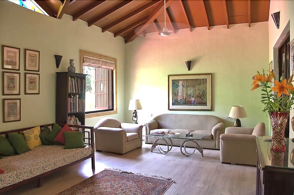 Casa Amaya - A Collector's Paradise - Luxury Villa