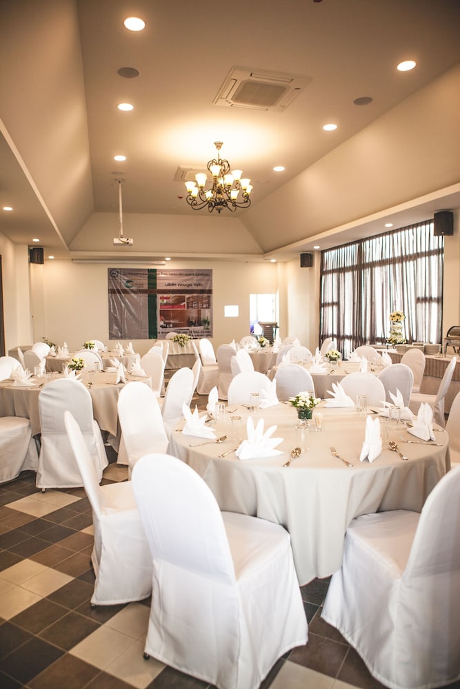 Koranaree Courtyard Boutique Hotel