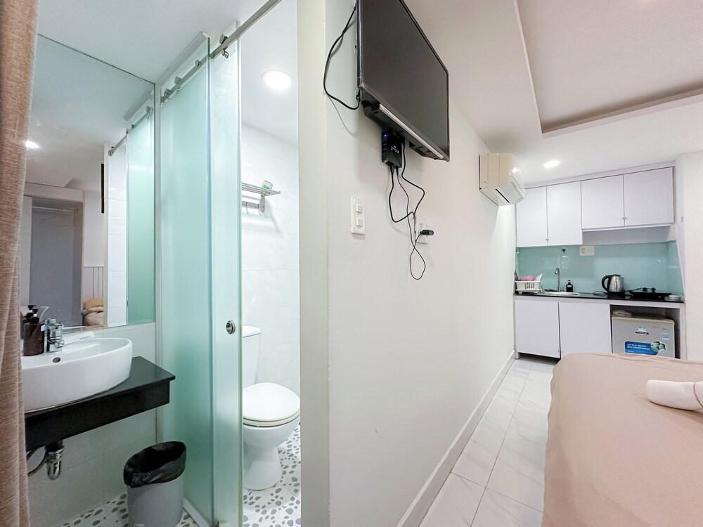 Siris Niko Residence