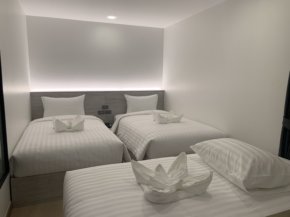 Thana Wisut Hotel