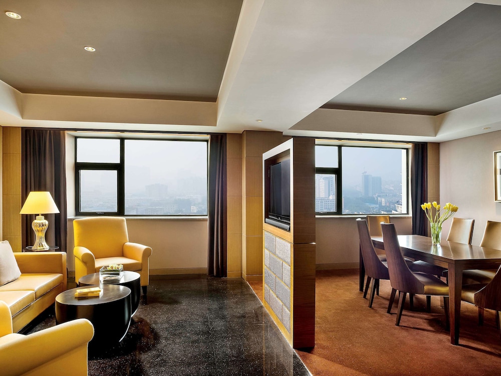 Sofitel Zhengzhou Hotel