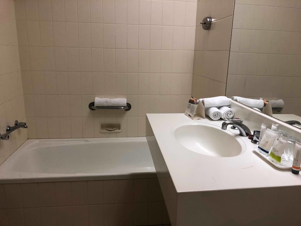 Quality Hotel Ambassador Perth