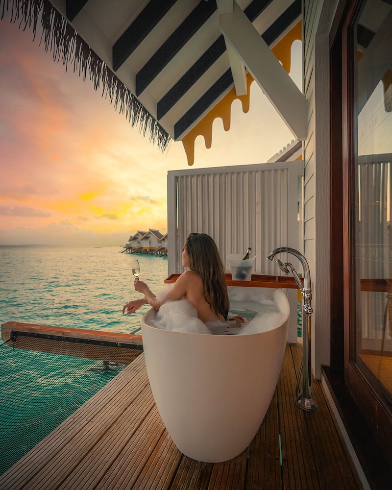 SAii Lagoon Maldives, Curio Collection by Hilton