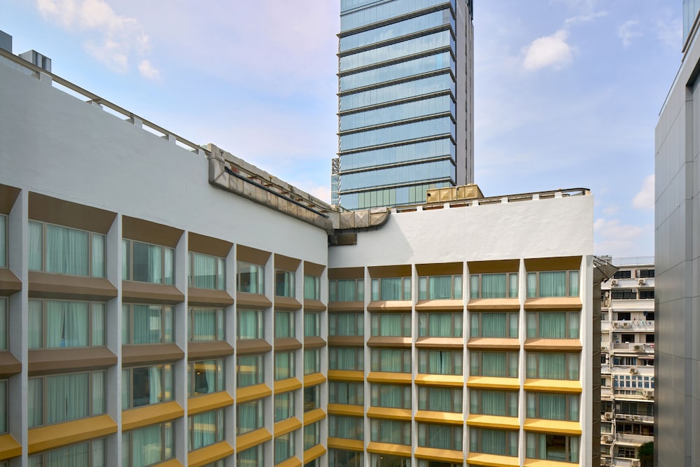 Sheraton Hong Kong Hotel & Towers