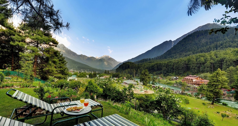 Welcomhotel by ITC Hotels, Pine N Peak, Pahalgam