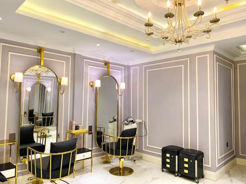 Grand Eska Hotel & Suite
