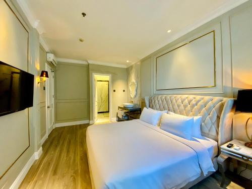 Grand Eska Hotel & Suite