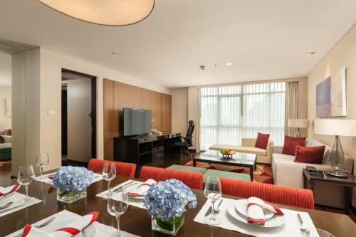 Sathorn Vista, Bangkok - Marriott Executive Apartments
