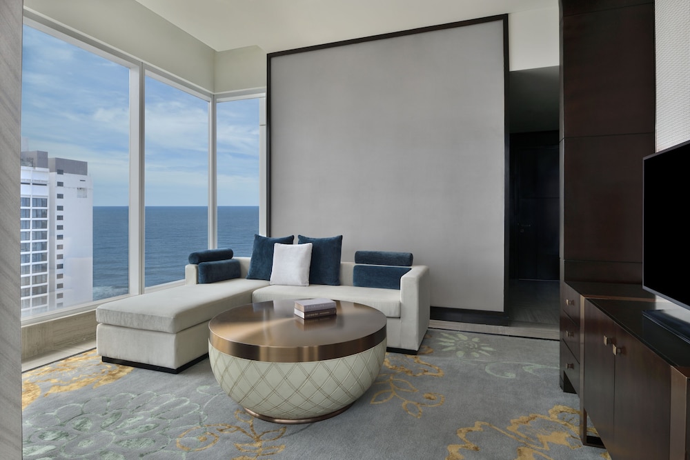Sheraton Colombo Hotel