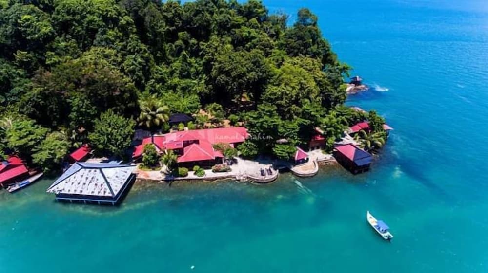 The Jemuruk Island Resort