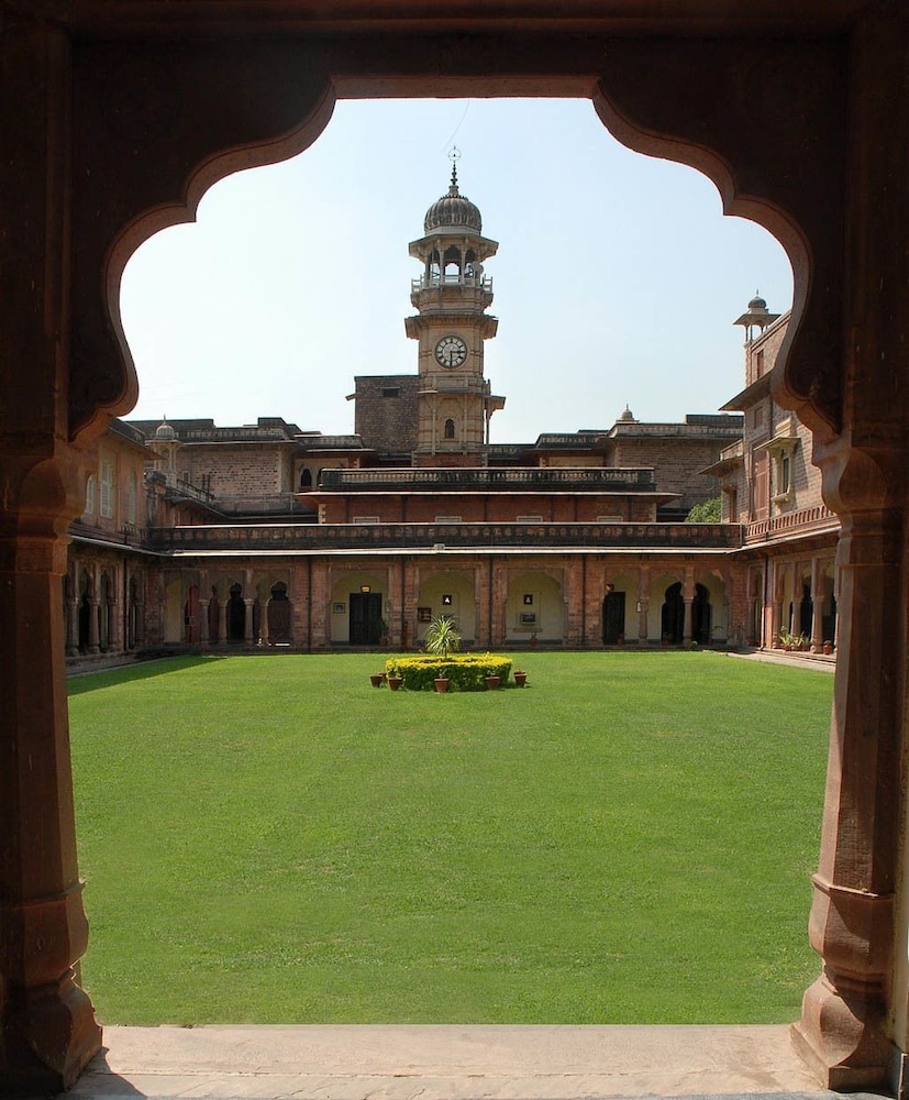 Umed Bhawan Palace, Kota