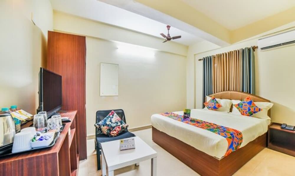 FabHotel K7 Trends With Pool Baga Beach