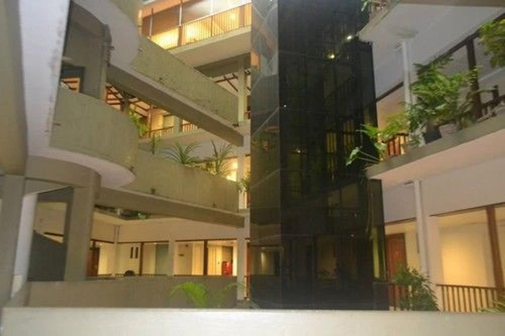 Hotel Janaki